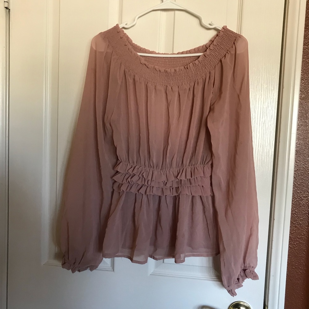 🌸Dusty Pink Top